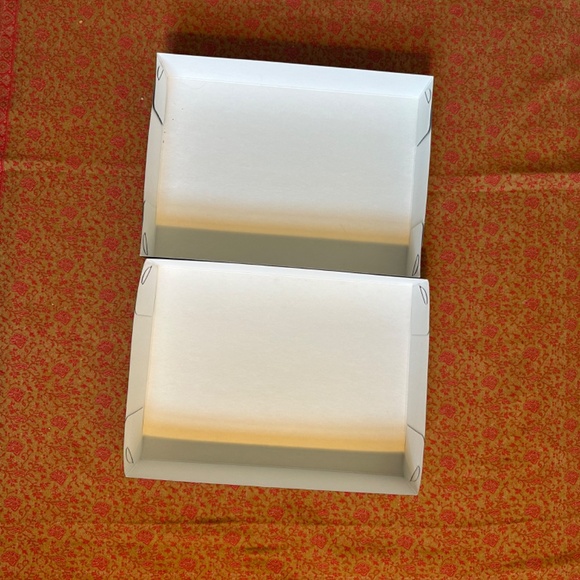 Barneys New York Gift Box - RARE - Picture 9 of 10